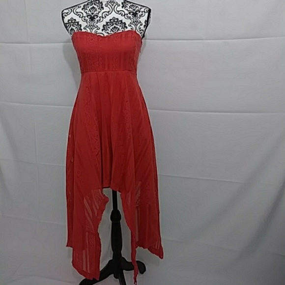 Free People Dresses & Skirts - Free People Asymmetrical Coral Strapless Dress